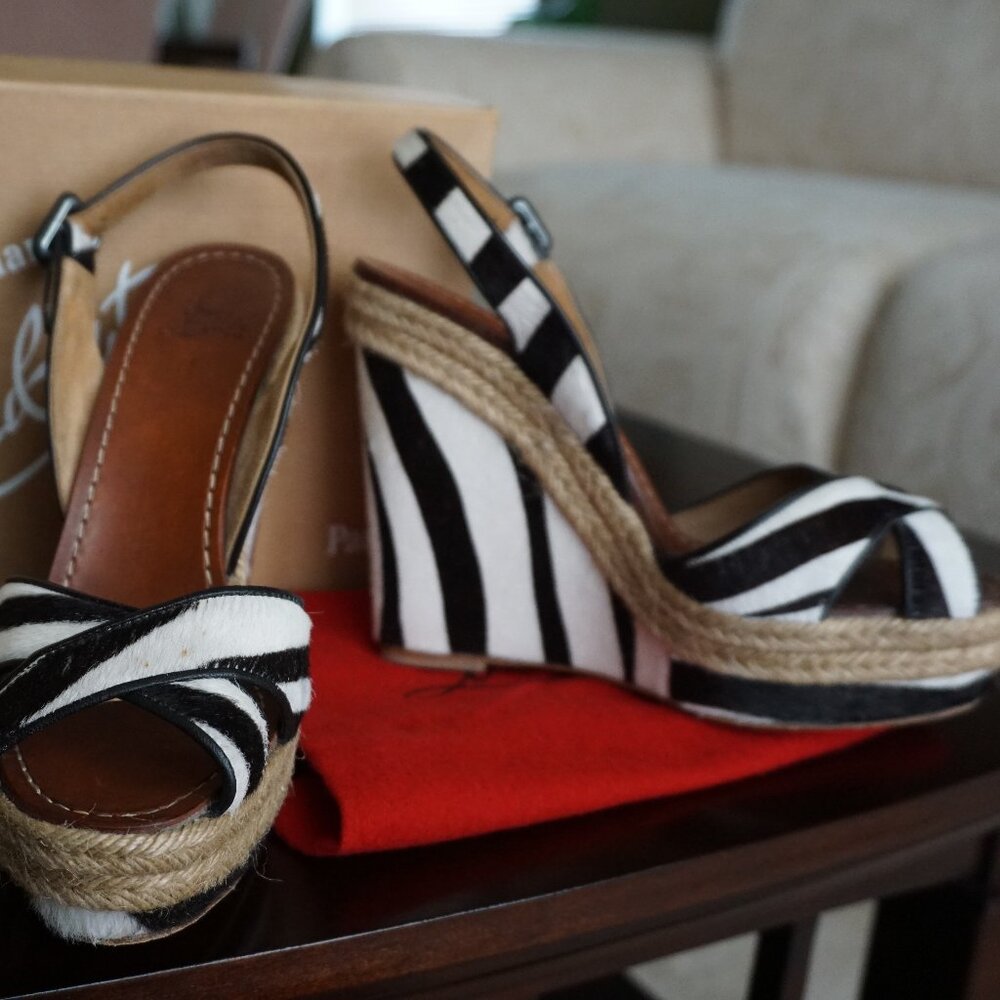 AUTHENTIC Christian Louboutin Tigresse 120 Pony Kamari